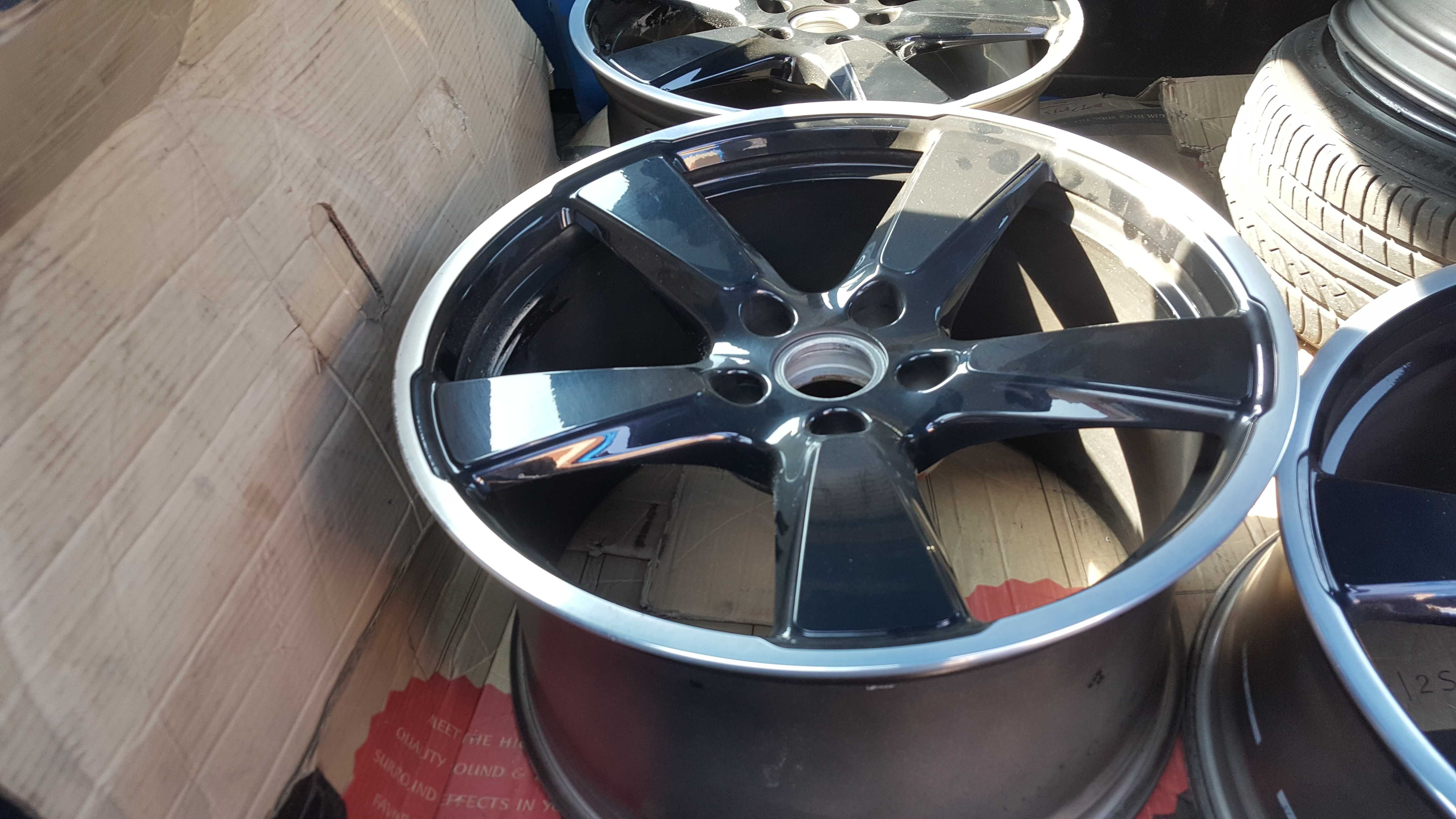 Prostowanie felg aluminiowych porsche amg bmw kute gt3 911 lamborghini
