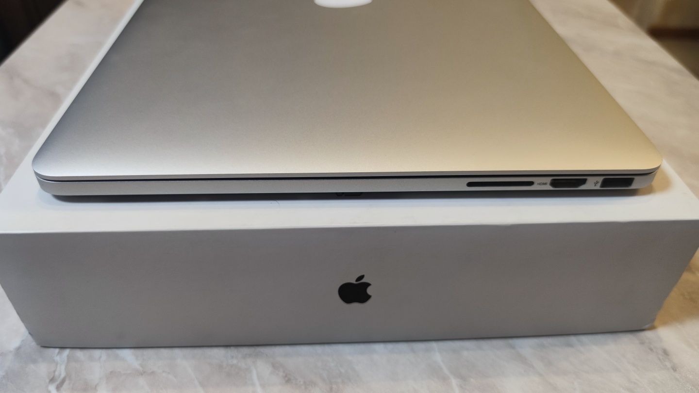 MacBook Pro 15 A1398 i7 2.2Ghz 16GB 256GB