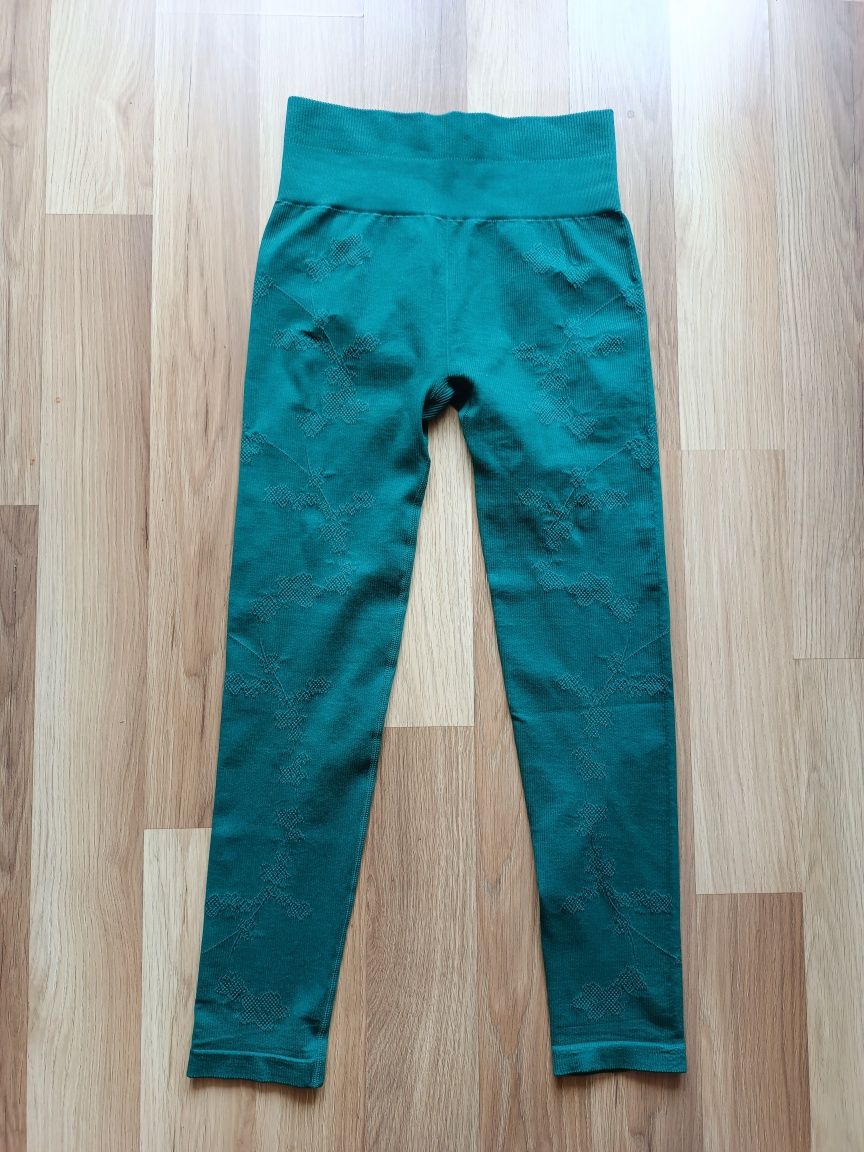 Legginsy prążkowane bezszwowe M wytłaczane kwiaty nowe