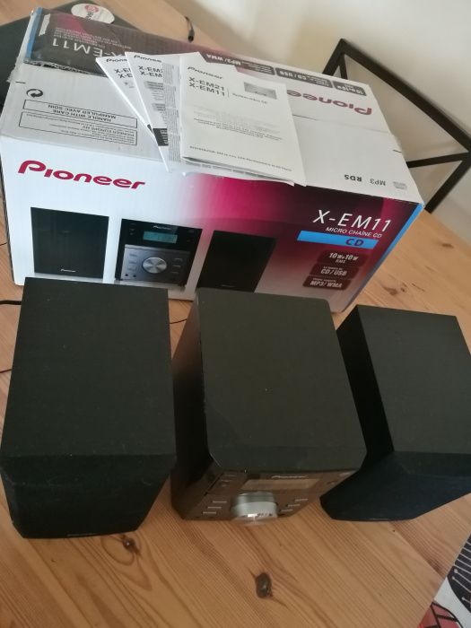 Wieża Pioneer CD USB MP3