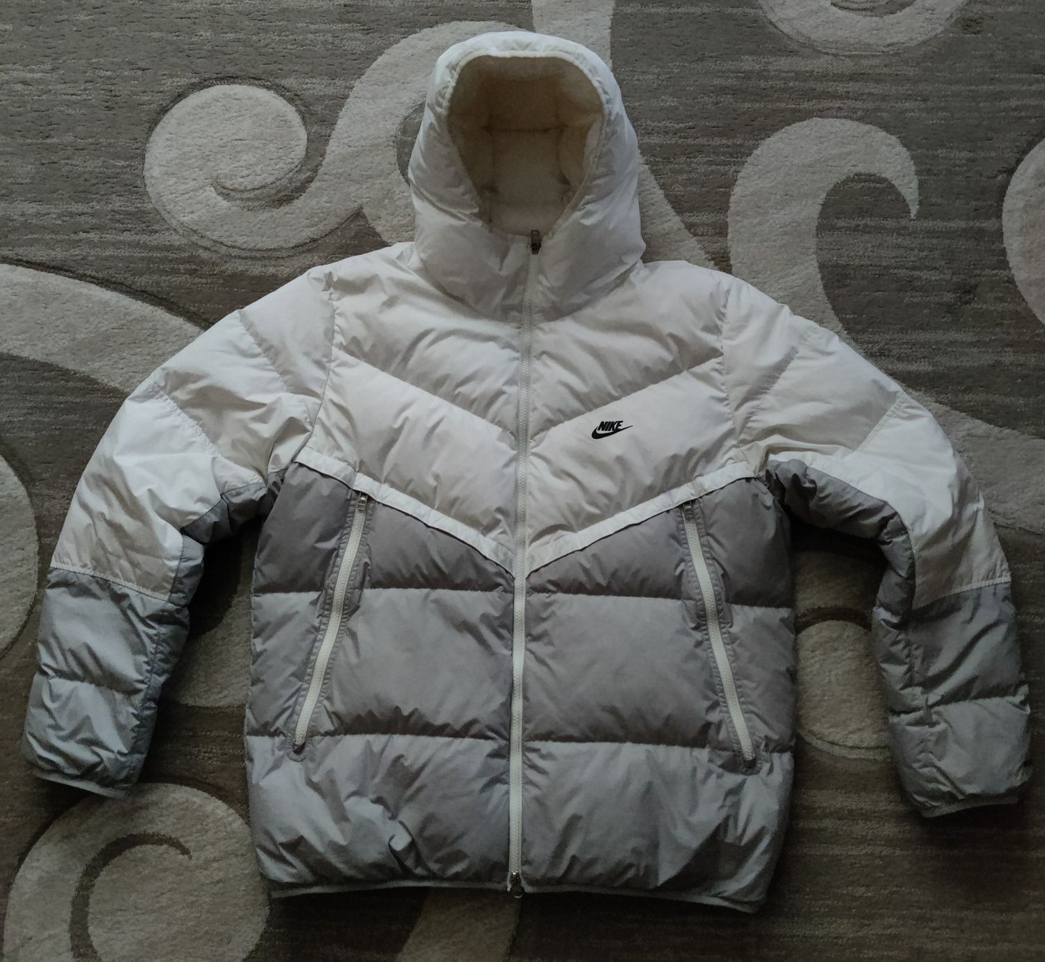 Nike Storm fit puffer