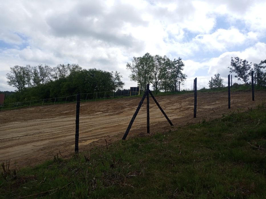 Sprzedam działkę budowlaną usługowa 2569 M2 potuły szymbark