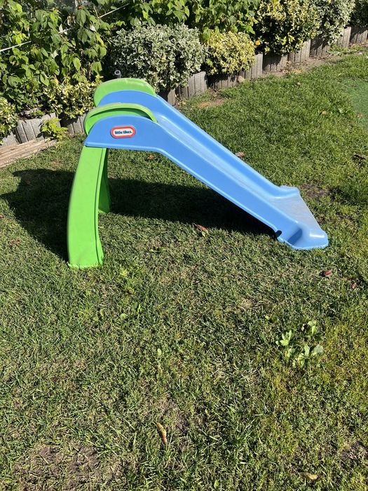 Zjeżdżalnia little tikes