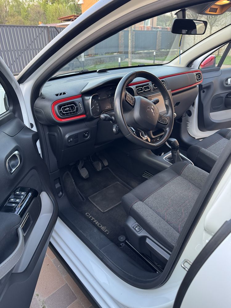 Автомобіль Сітроен С3