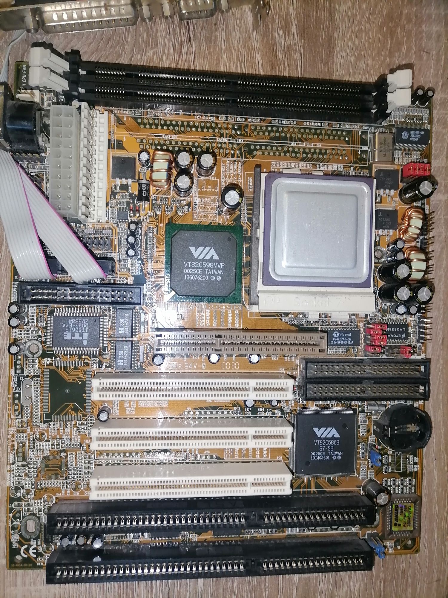 Ретро материнская Socket7 AGP + CPU