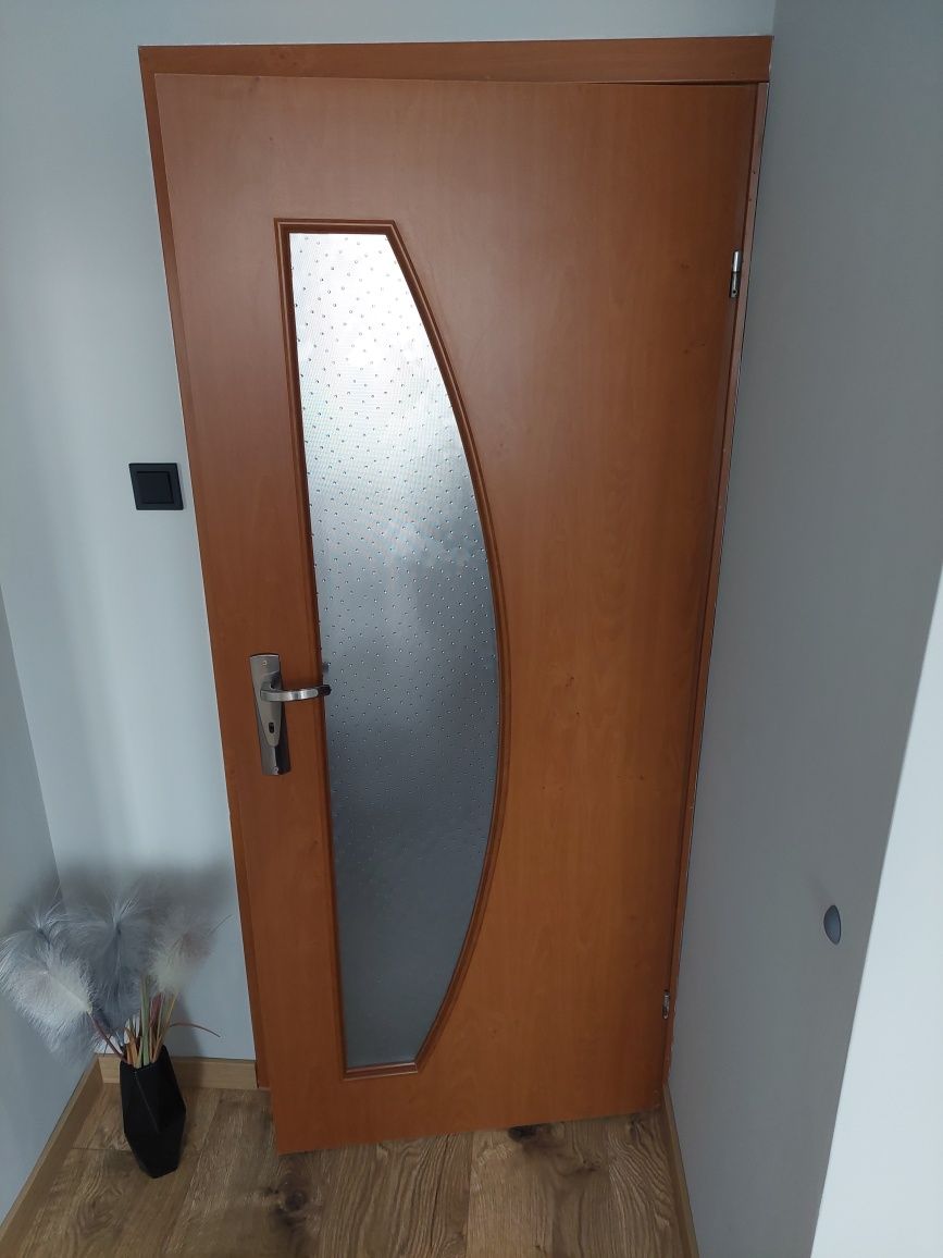 Dzwi wewnętrzne + ościeżnica. Lewe.