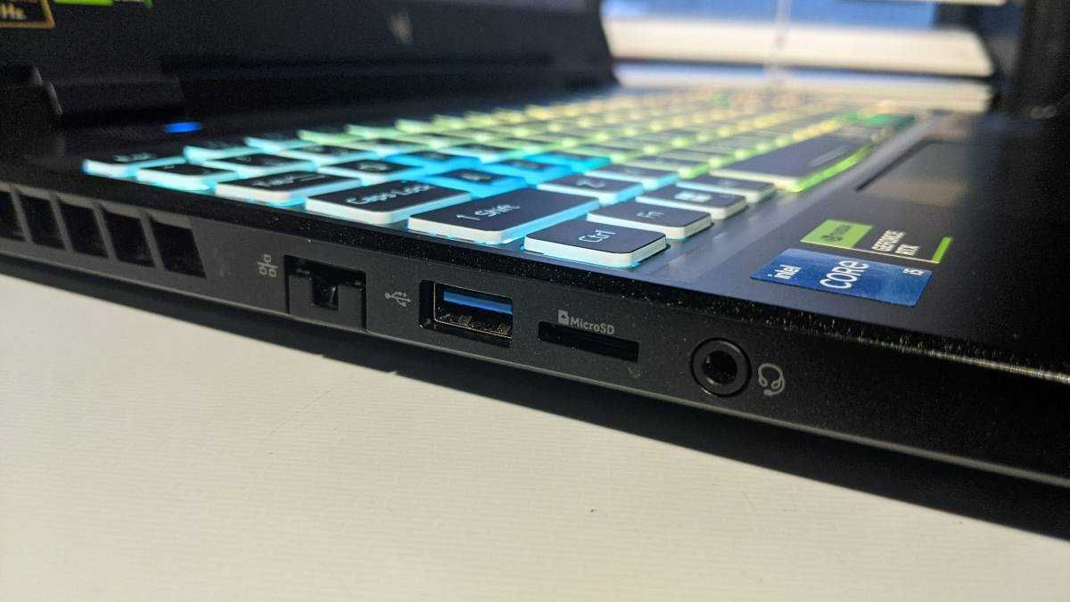 Laptop gamingowy Predator intel core I5- 13 generacji