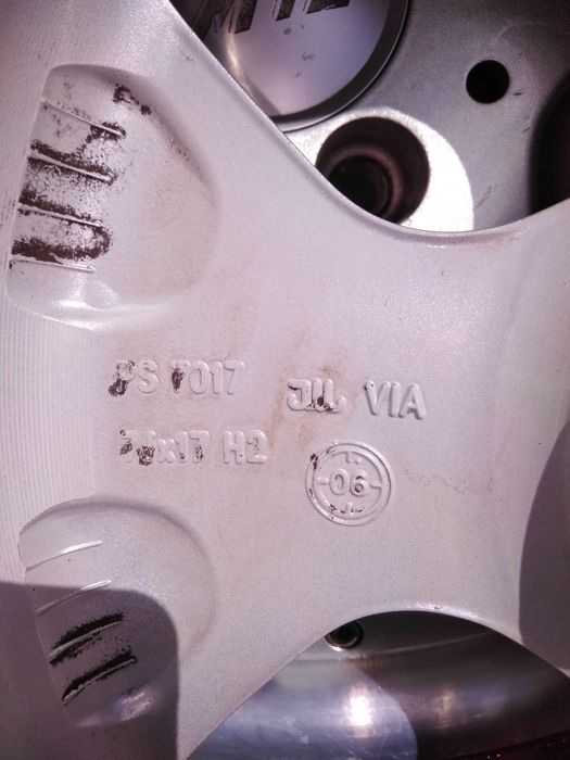 Продам диски с резиной