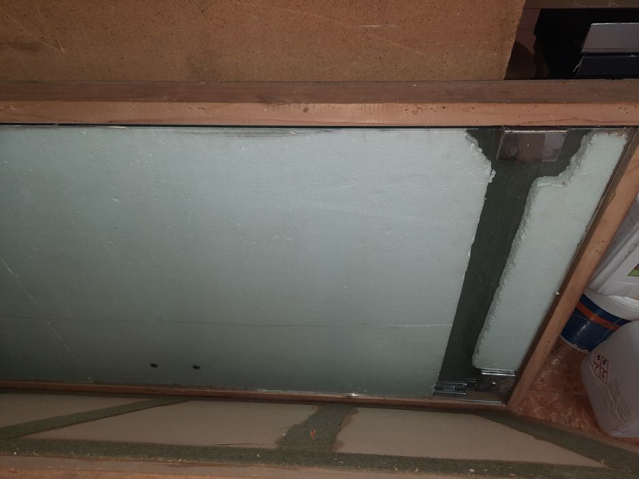 Portas em vidro, já usadas em exposição