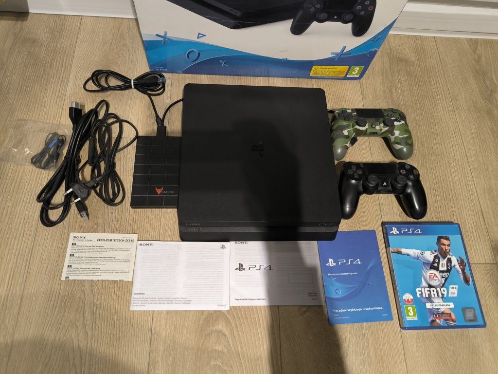Sony PlayStation 4 500gb ps4 FIFA 19 2 pady zewnętrzny dysk
