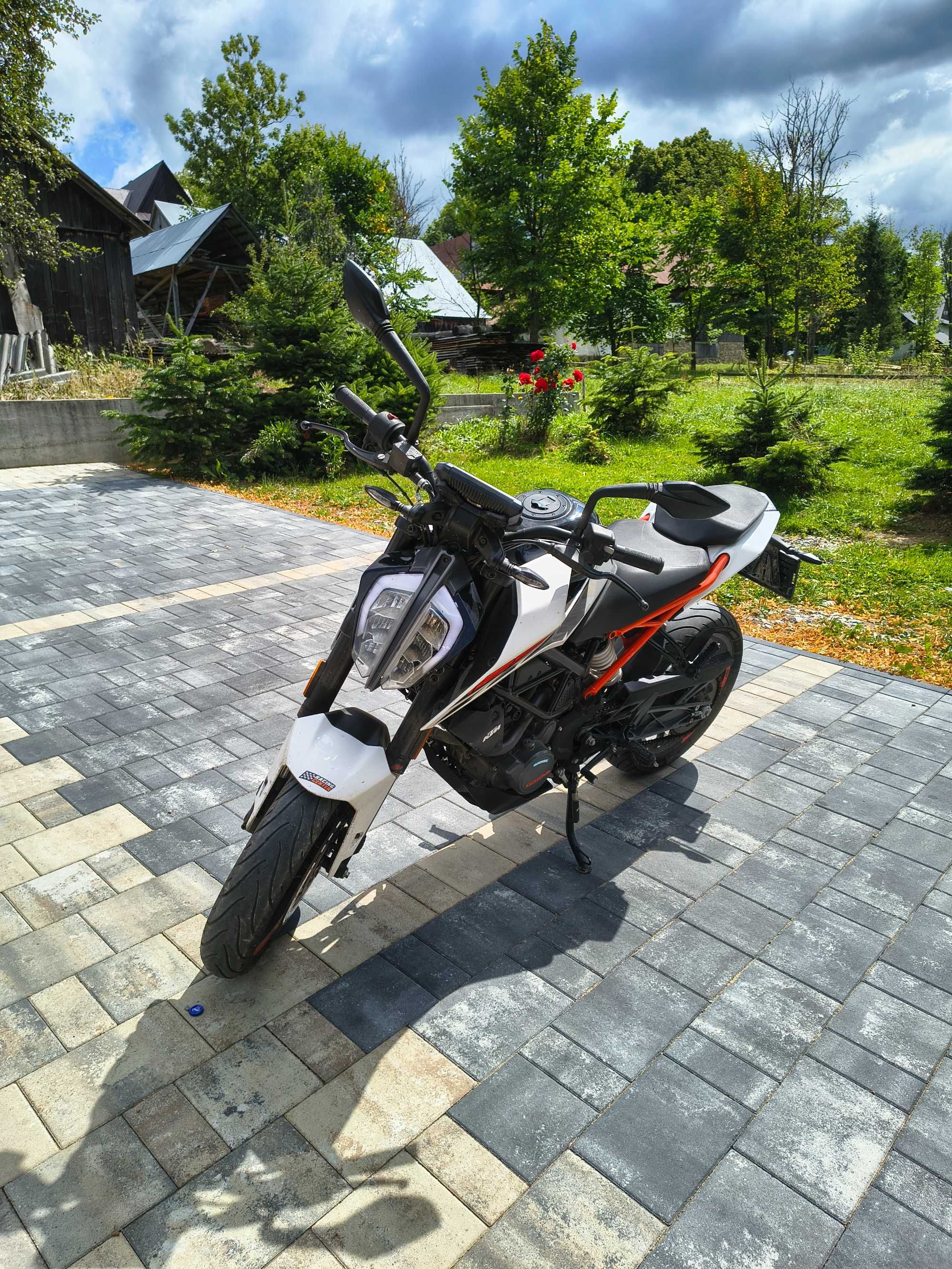 KTM DUKE 125 niski przebieg 6500km