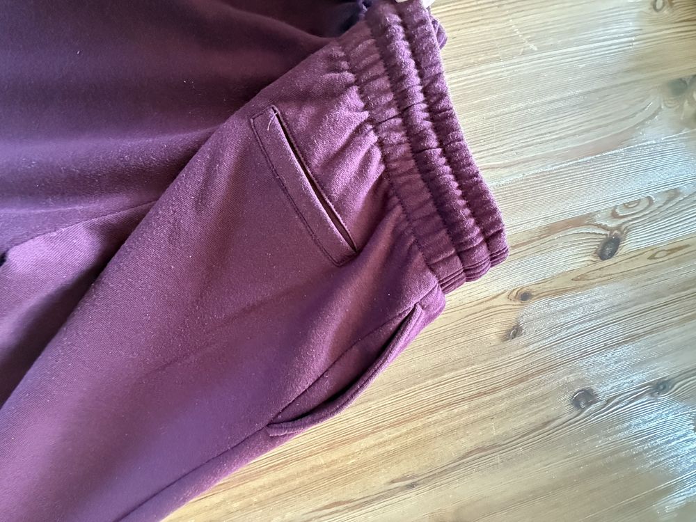 Spodnie dresowe Wow M/L