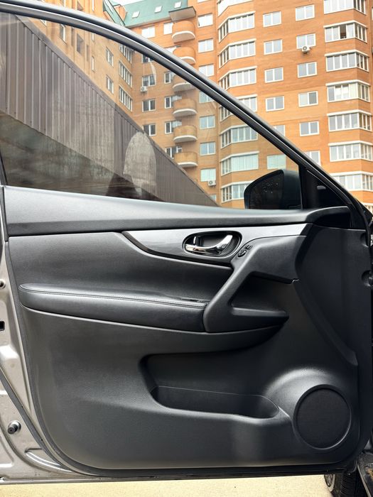 Продаю авто Nissan Rogue
