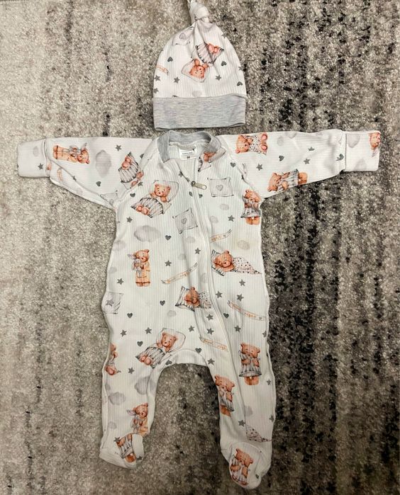 Набір одягу в пологовий