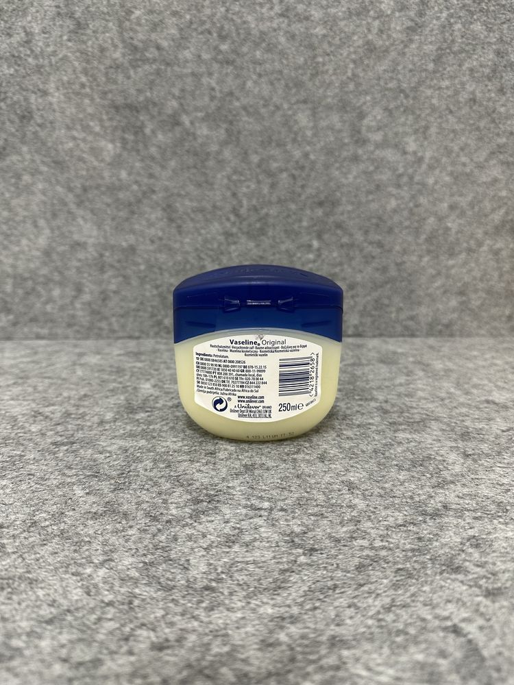 Vaselina 250ml nova e selada para tatuagem tattoo tatuar