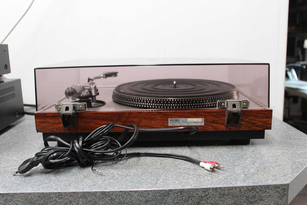 Gramofon Luxman PD 282  Direct Drive / Manual