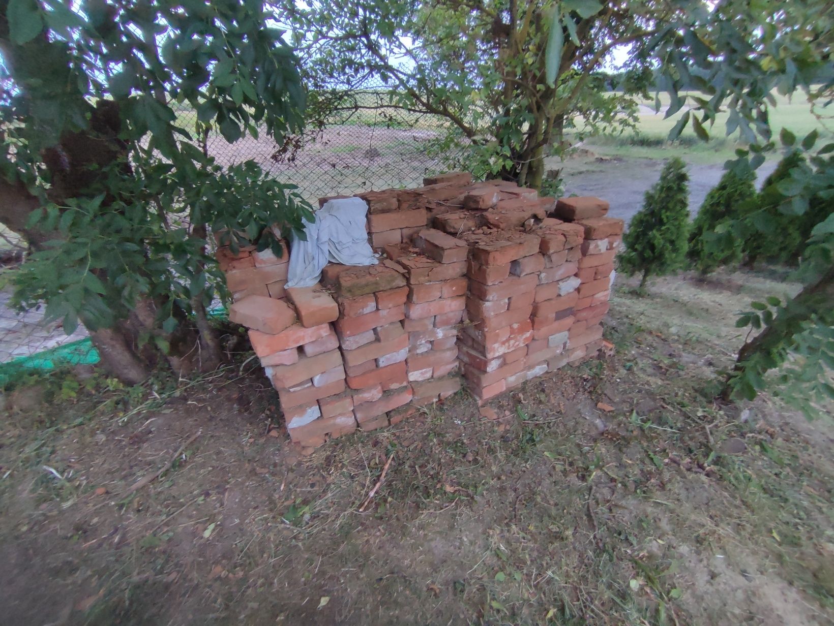 Cegły z rozbiórki