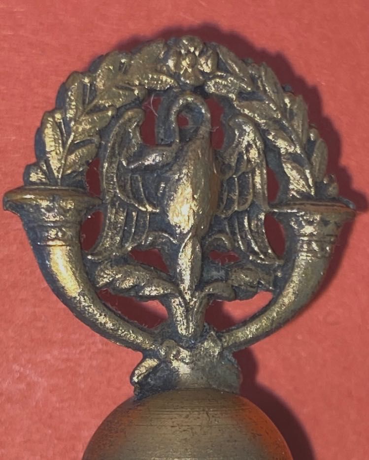Caneta esferográfica com símbolo militar