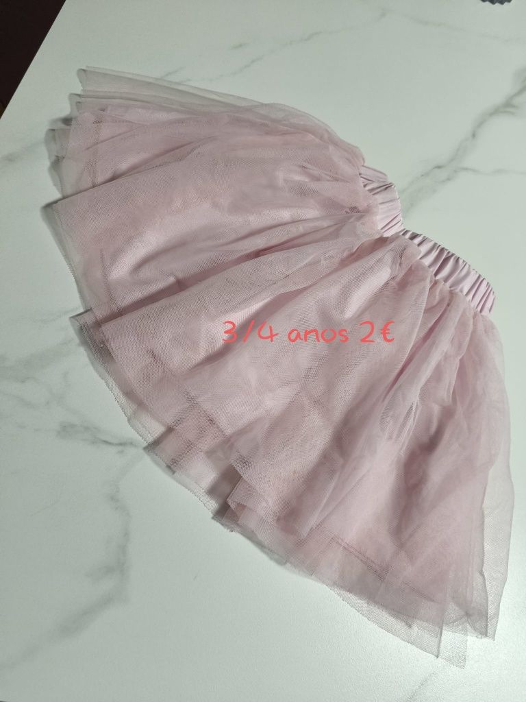 Roupas menina variadas