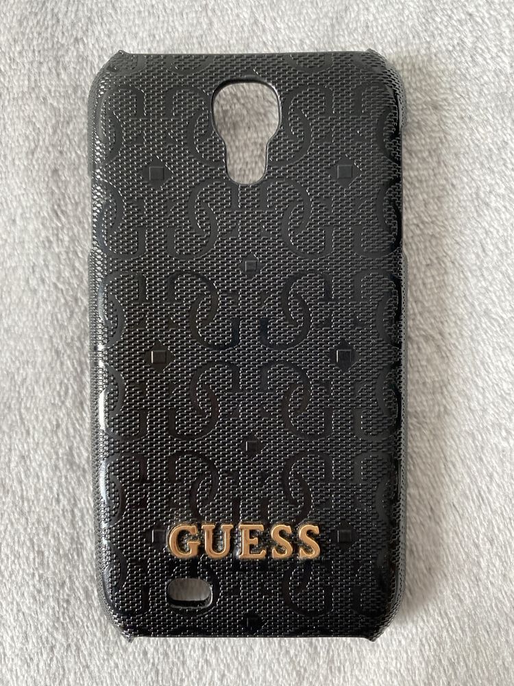 Etui na telefon Guess