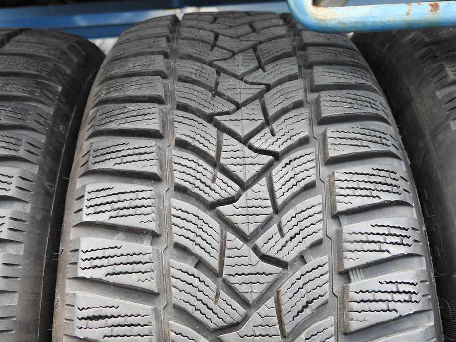 4xPirelli Sottozero 3 215/60r16 95H 2017rok 4x7,5mm Seal Inside