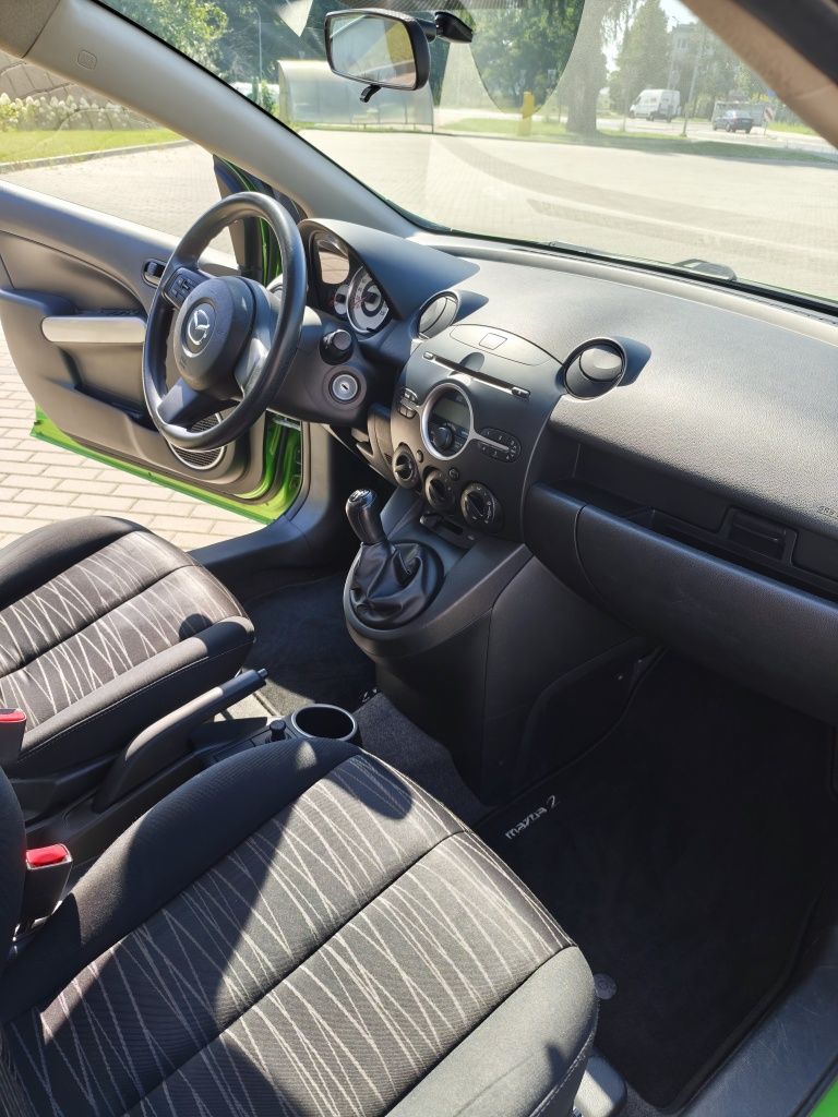 Sprzedam Mazda 2 z instalacją LPG. Super autko!