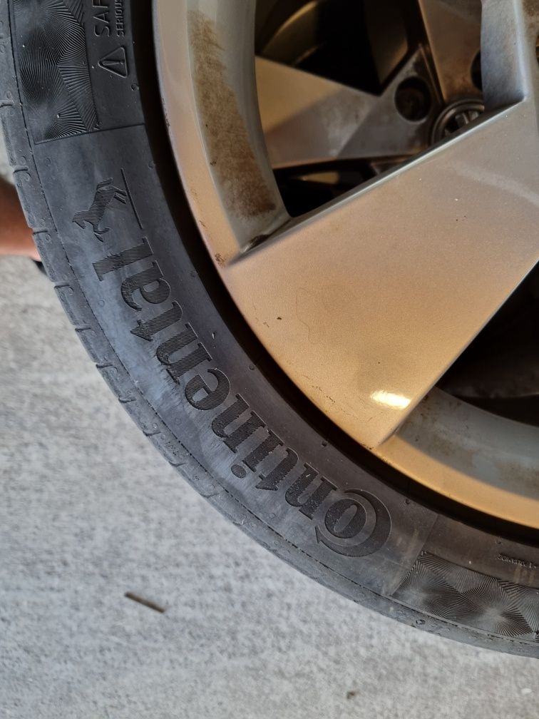 Bridgestone Continental 225/45 r17