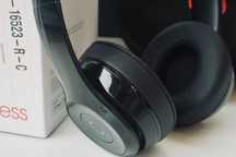 Beats Solo3 Wireless Black - by Dre.