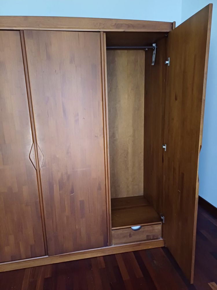 Guarda fatos/Roupeiro