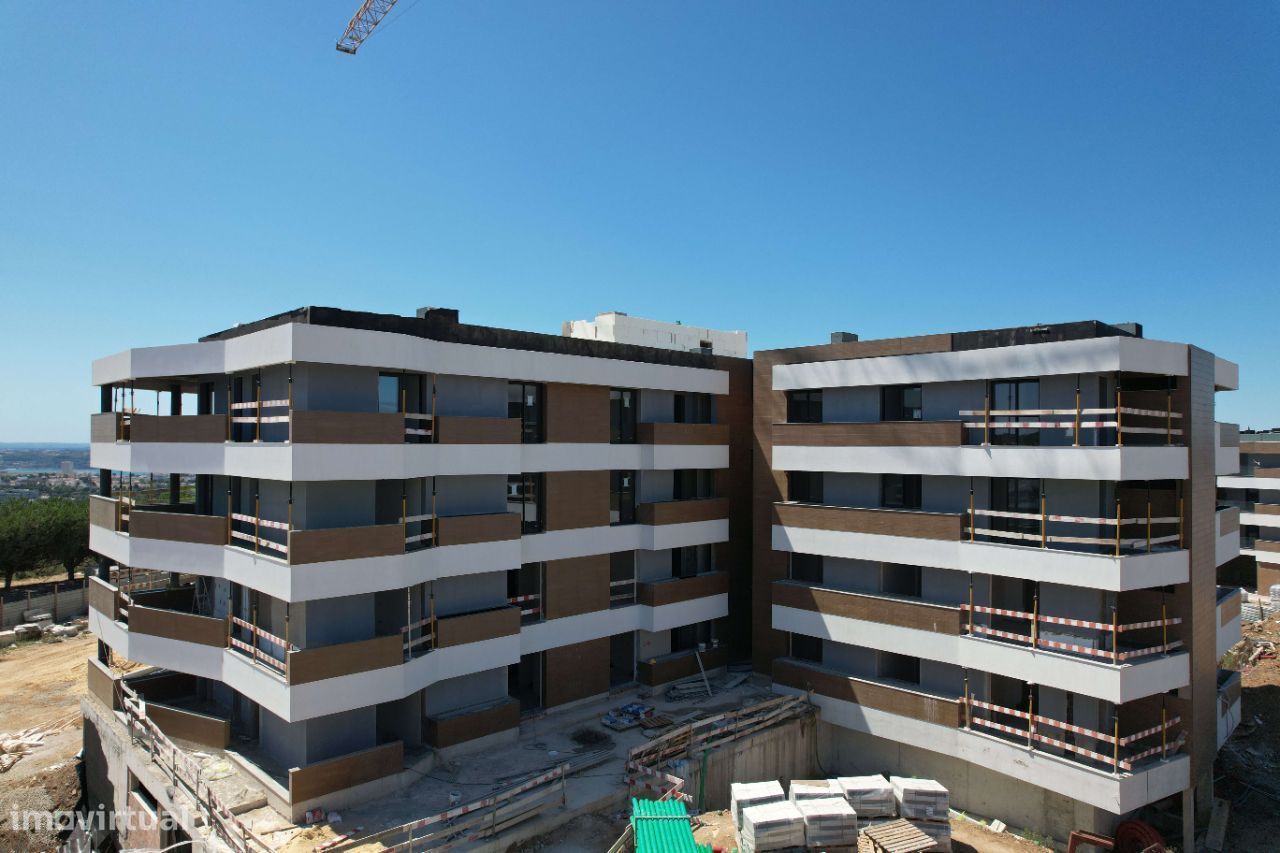 Maravilhoso apartamento T5 com vista Tejo | Serra De Carnaxide