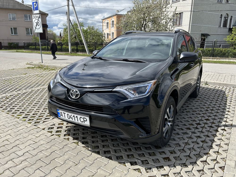 Toyota rav 4 2,5 4х4 2016