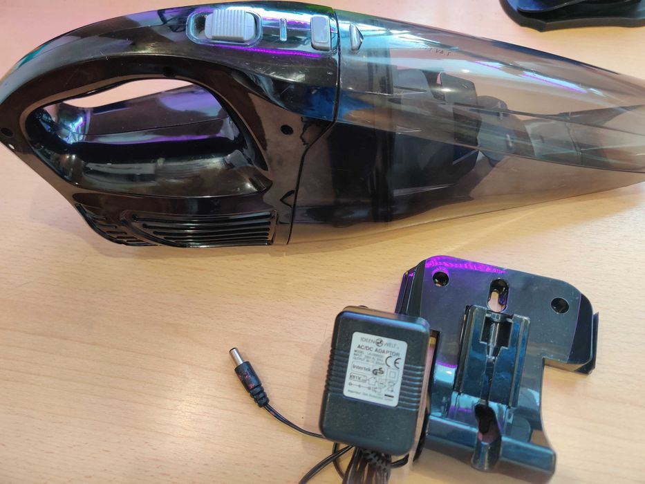 Пылесос, моющий, аккумуляторный, собирающий воду