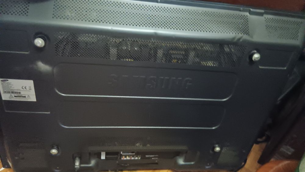 Plasma display samsung, em cor preta.