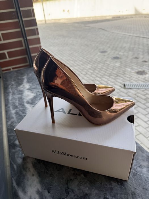 Sapatos de salto ALDO