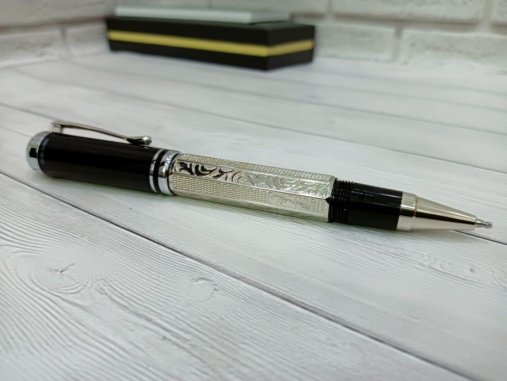 Кулькова металева ручка Montblanc