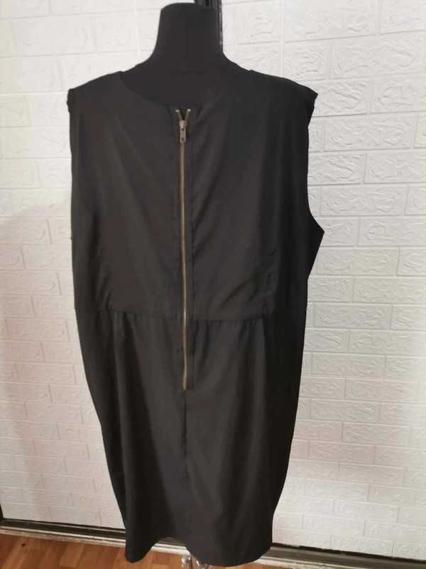 sukienka czarna klasyczna rozmiar 52 cena 38 zł