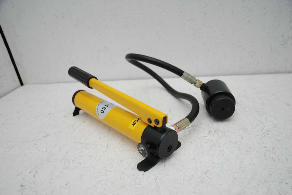 VEVOR Hydrauliczny dziurkacz do blachy 22-60mm