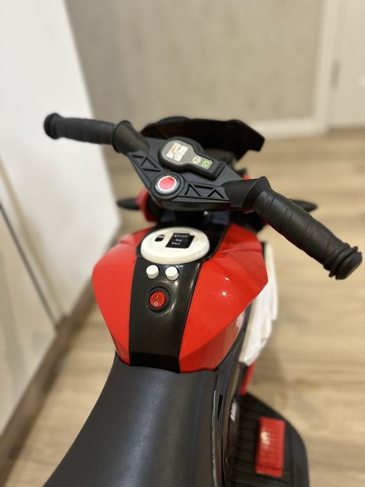 Дитячий електромотоцикл