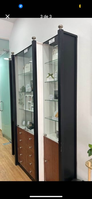 Vitrine | Vitrina | Montra para loja | Expositor em vidro para loja