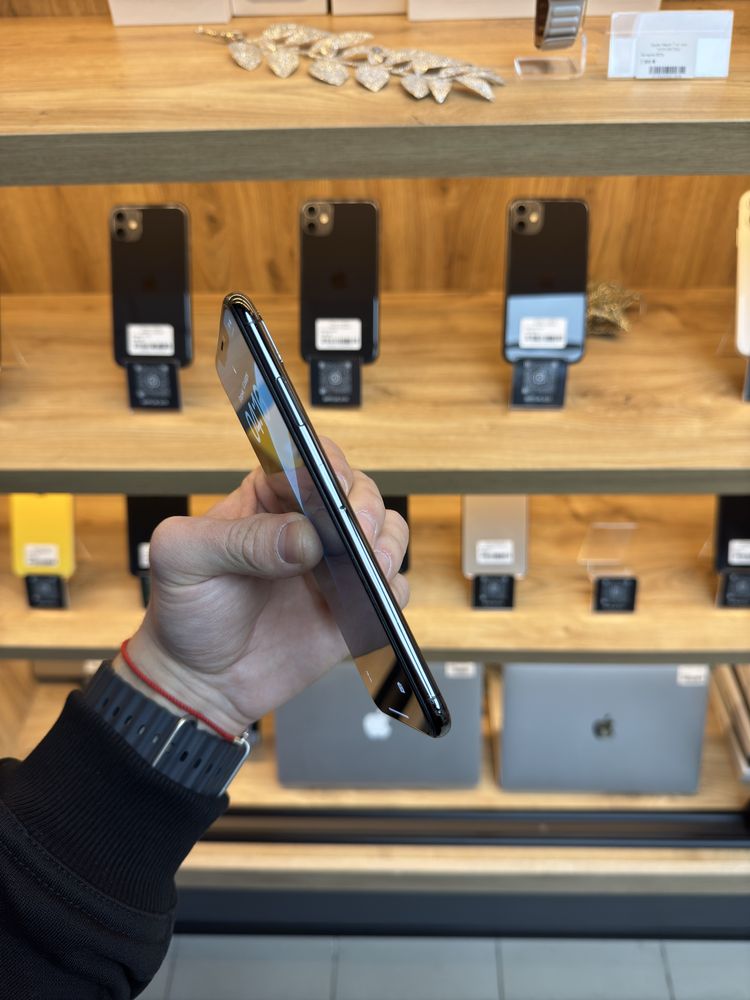 iPhone Xs Max 64 100% Батарея