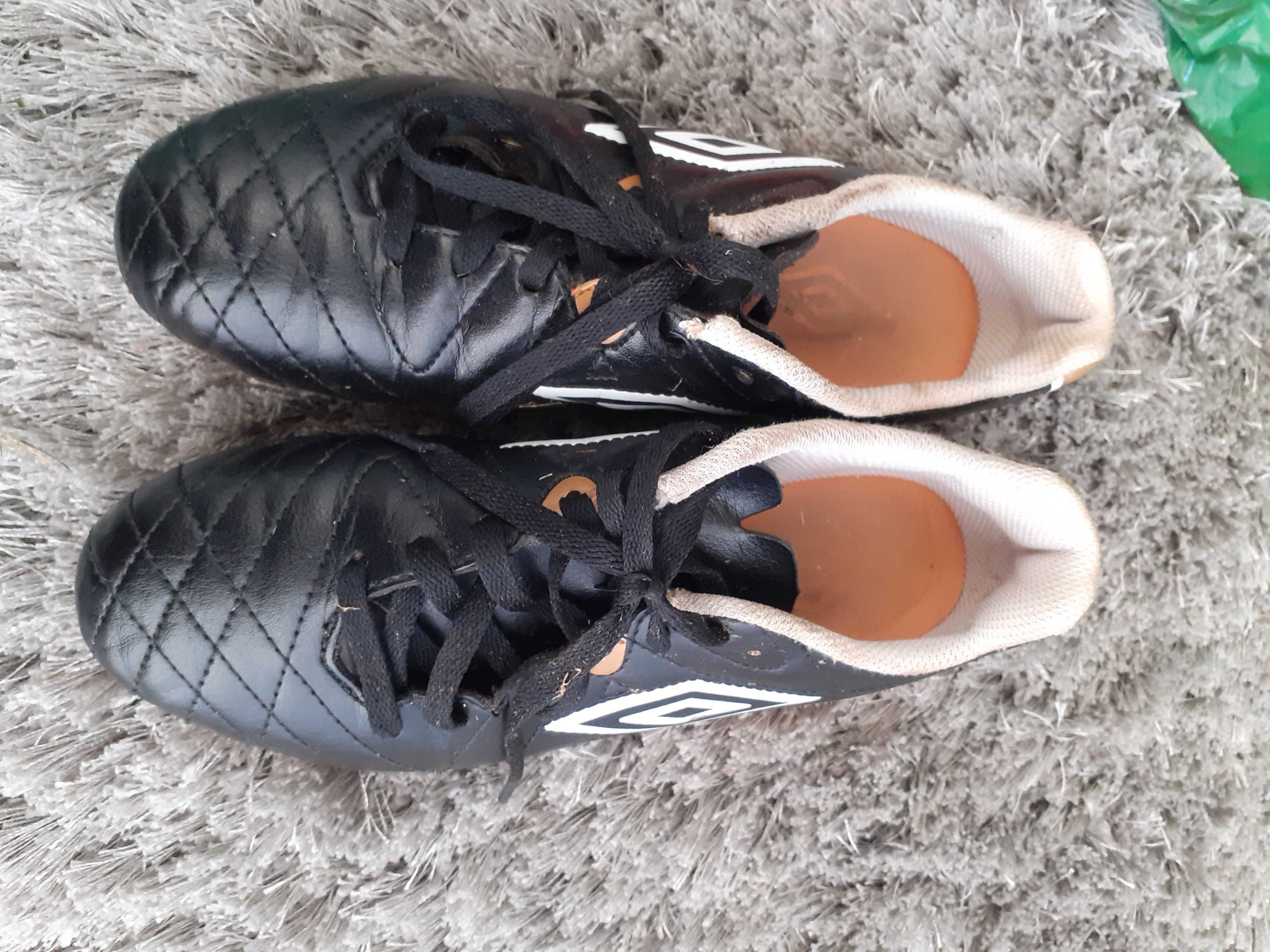 Korki chłopięce Umbro 38,5