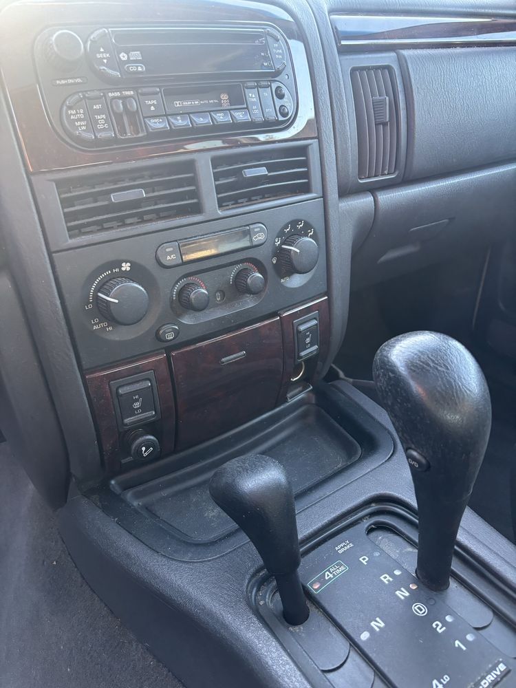 Grand cherokee II WJ 4.7 v8 automat