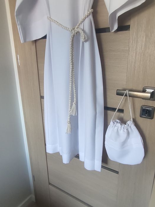 Alba komunijna dla chłopca dziewczynki uniwarsalna rozmiar 146