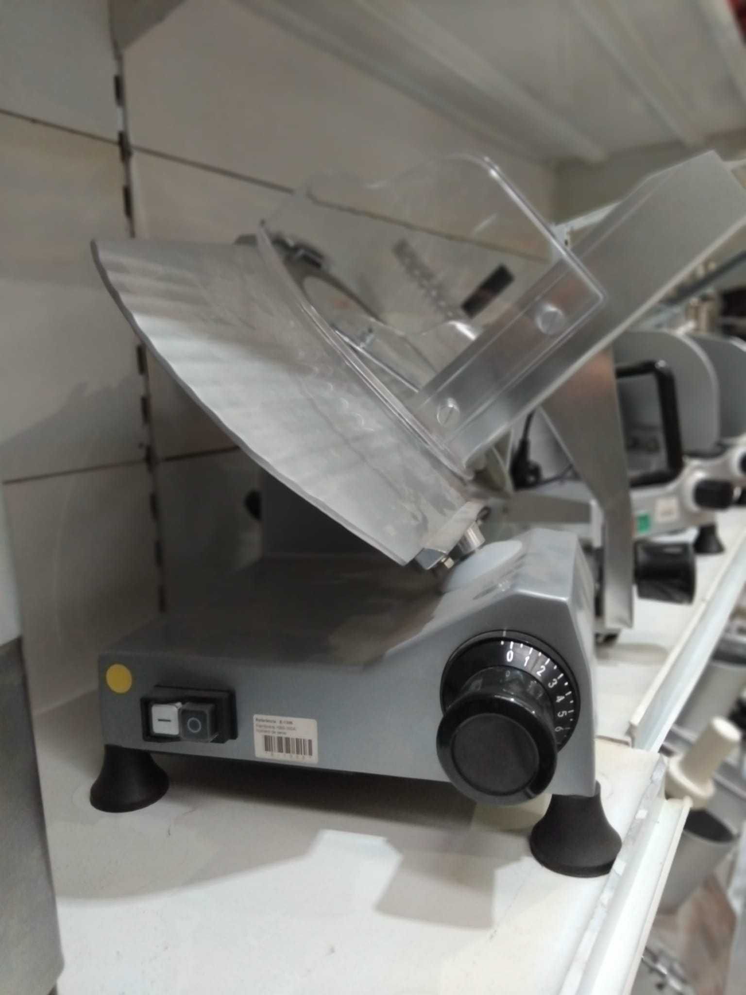 Fiambreira com Lâmina de 30mm - Nova