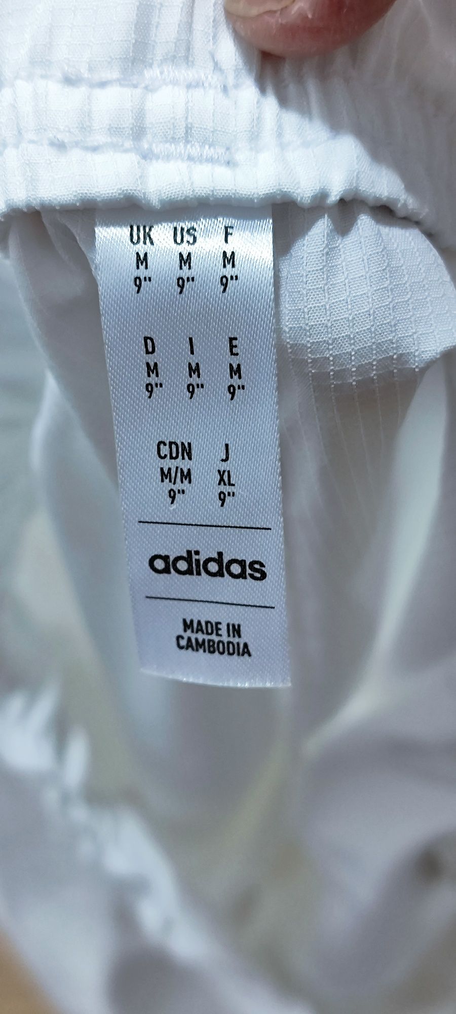 Calções brancos adidas