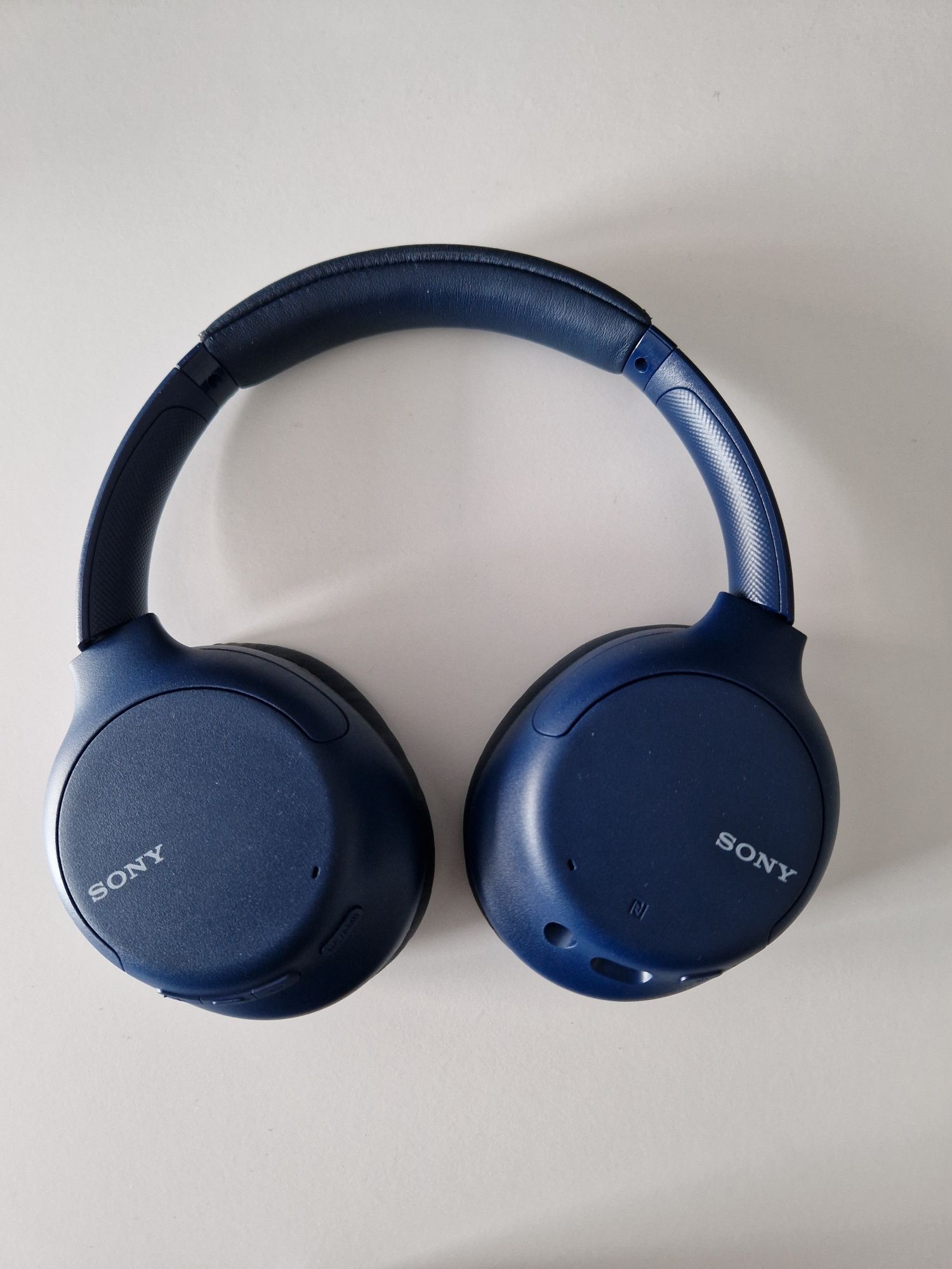 Sony WH-CH710N Headphones