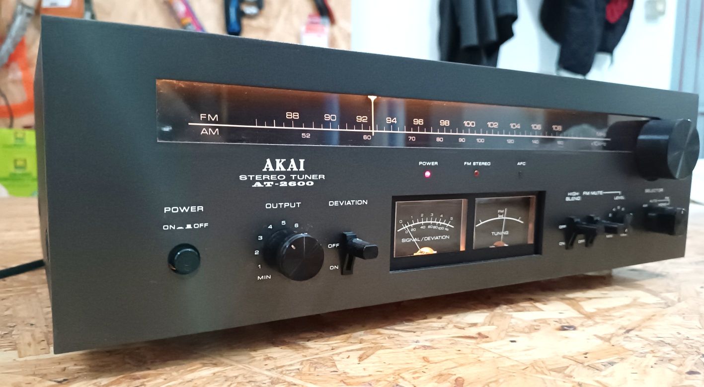 Tuner Akai AT-2600 como novo