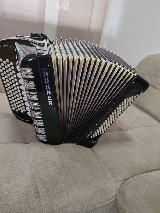 Продам Hohner Rivera ||| S