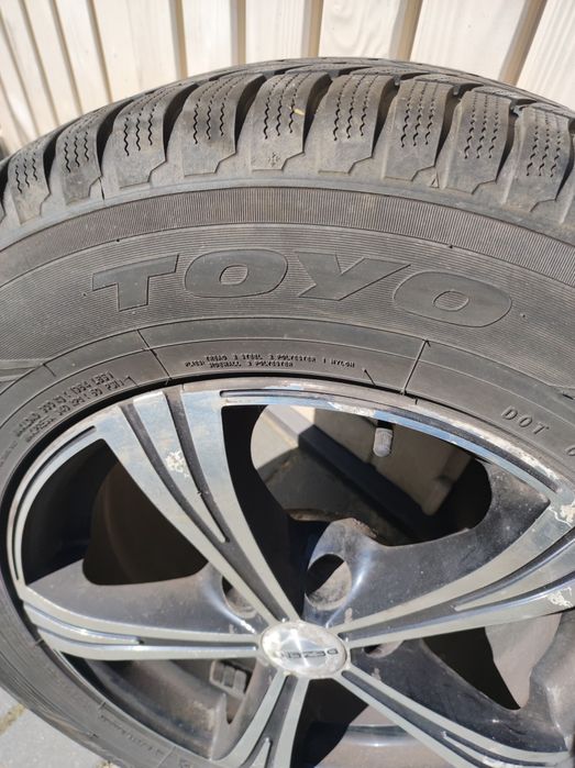Felgi 16 cali z oponami 215/70
