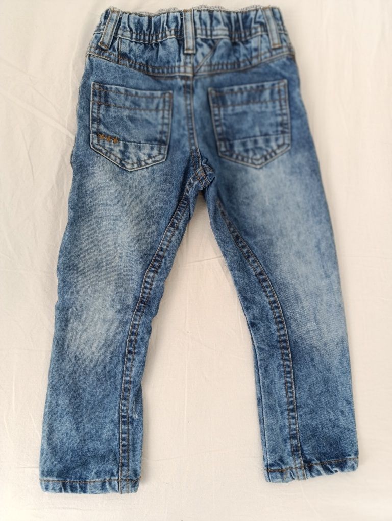 Spodnie jeansowe r. 98